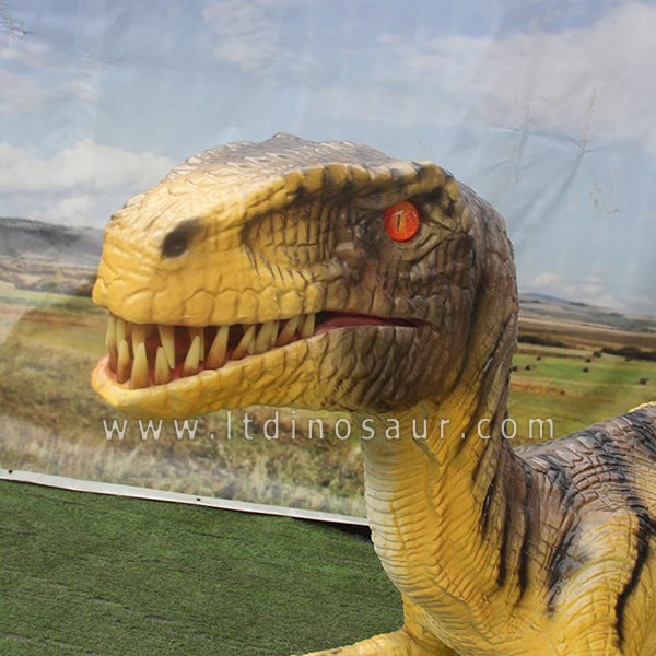 head of animatronic Velociraptor